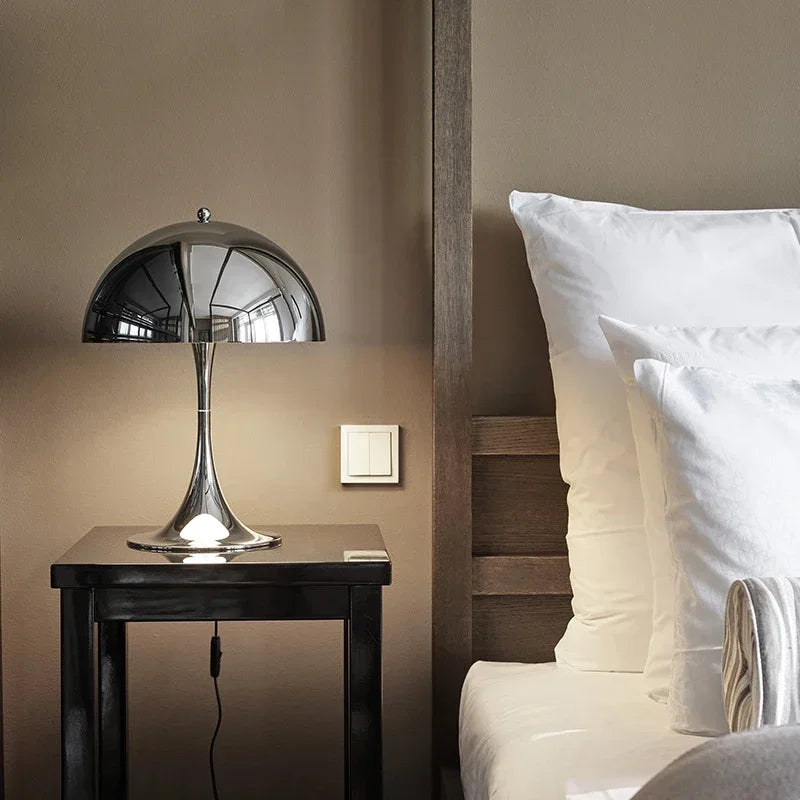 High-end Italian design table lamp for atmospheric decoration