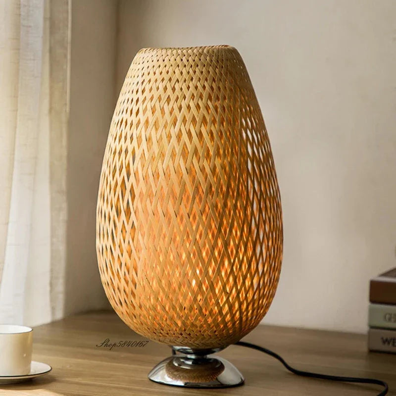 Rattan lamp | TSUSHI