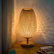 Rattan lamp | TSUSHI