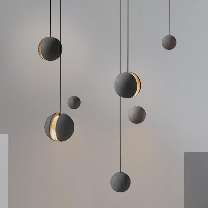 Wabi-sabi pendant light | MOONLIGHT