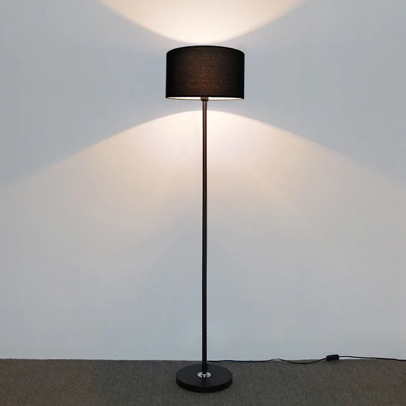 Lampe de chevet minimaliste avec interrupteur à pied créatif