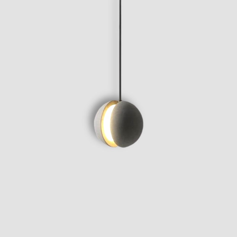 Wabi-sabi pendant light | MOONLIGHT