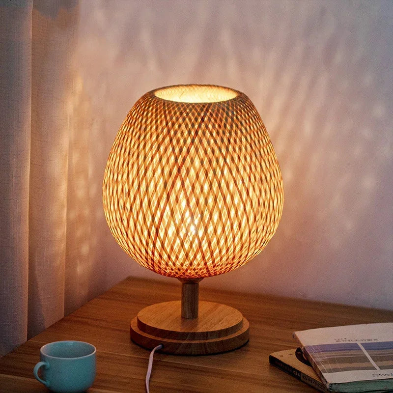 Lampe en rotin | TSUSHI