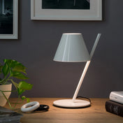 Designer table lamp | GONNA