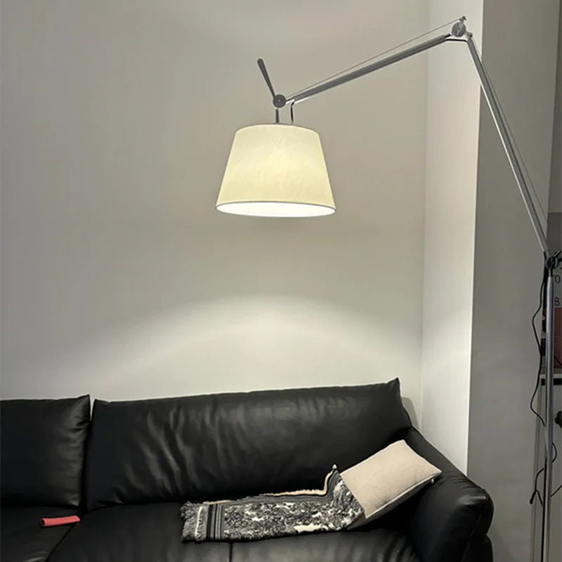 Lampe de bureau pliante style industriel avec bras long