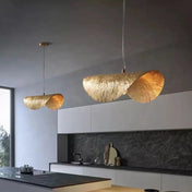 Suspension luminaire doré | SAGA-Or-Glowe-Studio