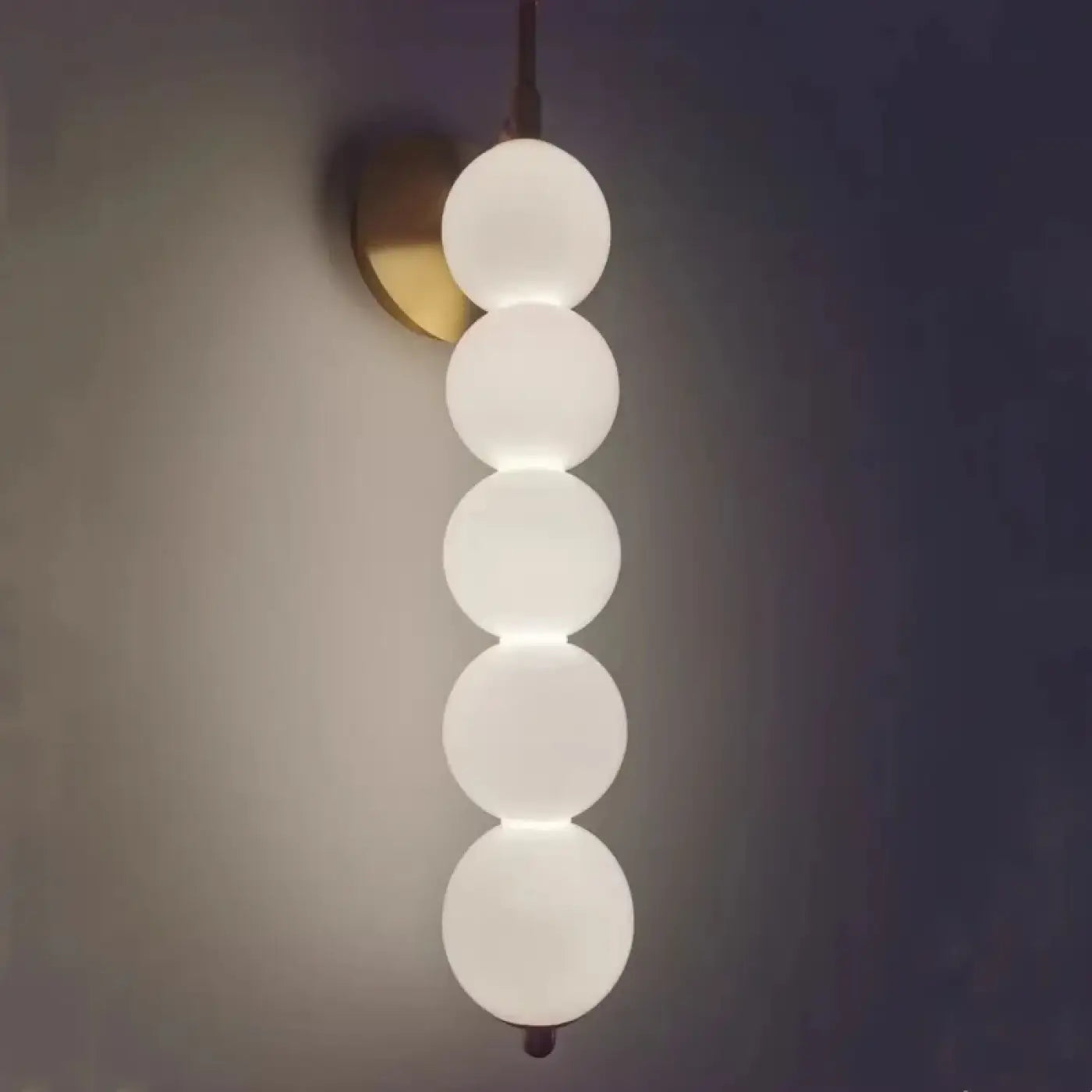Applique murale à 5 globes en verre doré et noir — vue 3