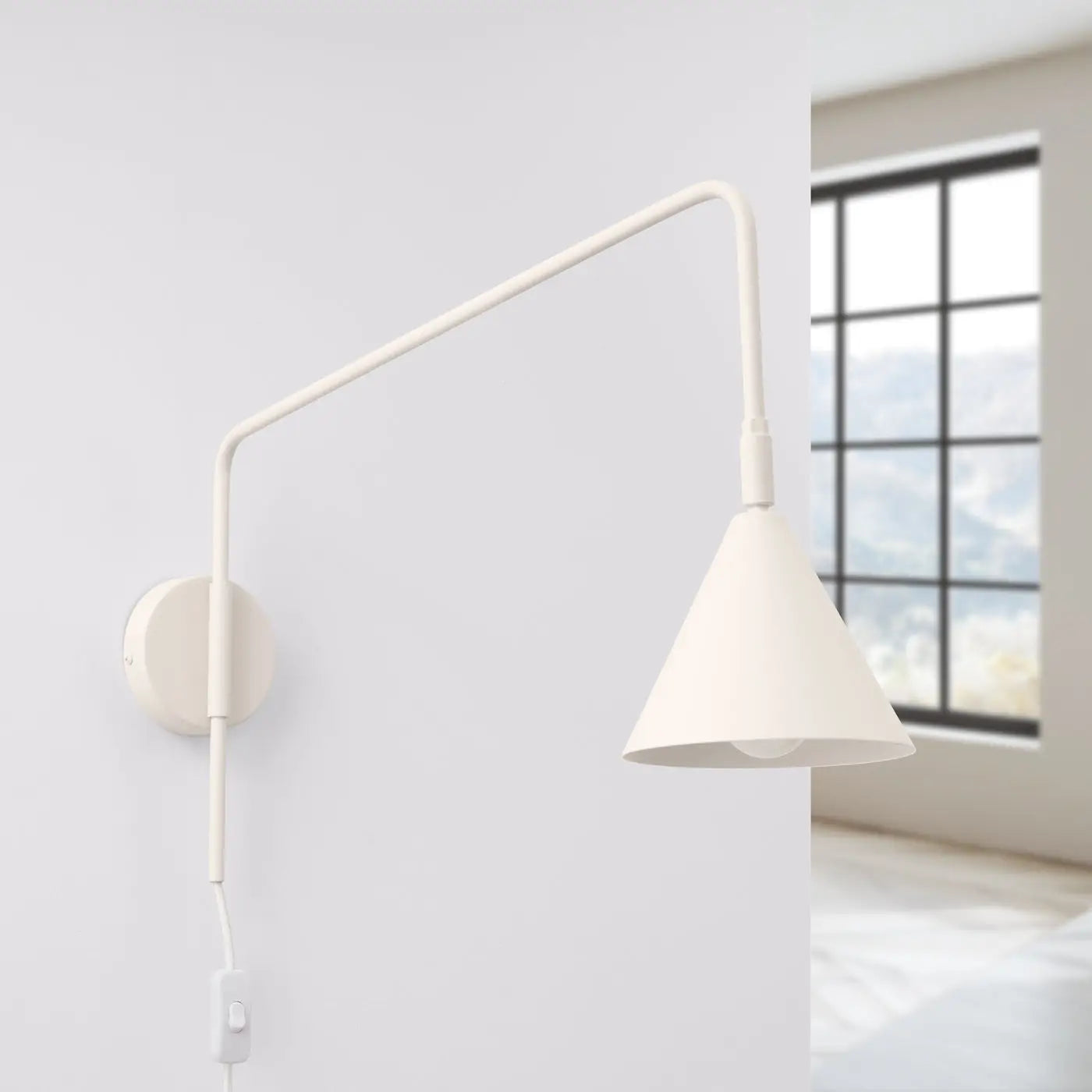 Applique murale abat-jour conique beige en acier industriel — vue 2