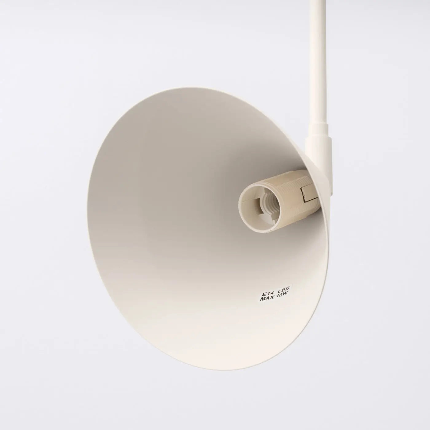 Applique murale abat-jour conique beige en acier industriel — vue 4