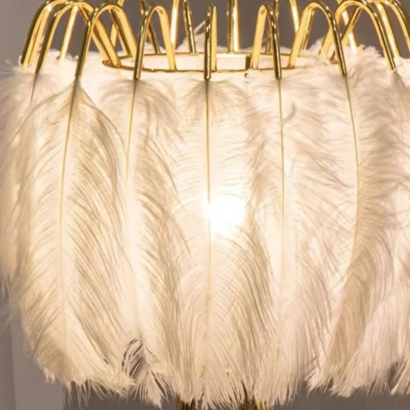 Applique murale art déco à plumes blanches et métal — vue 2