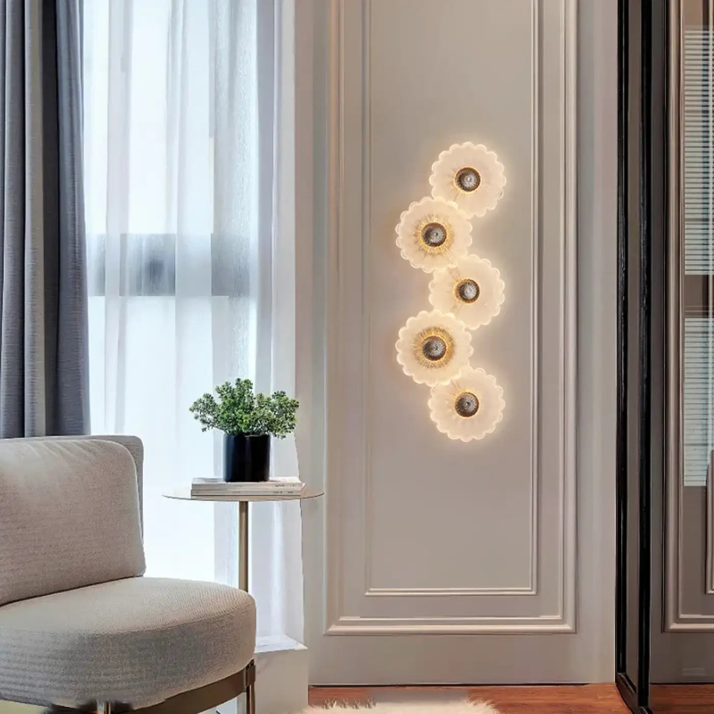 Applique murale Art Déco dorée 5 lumières en verre — vue 3