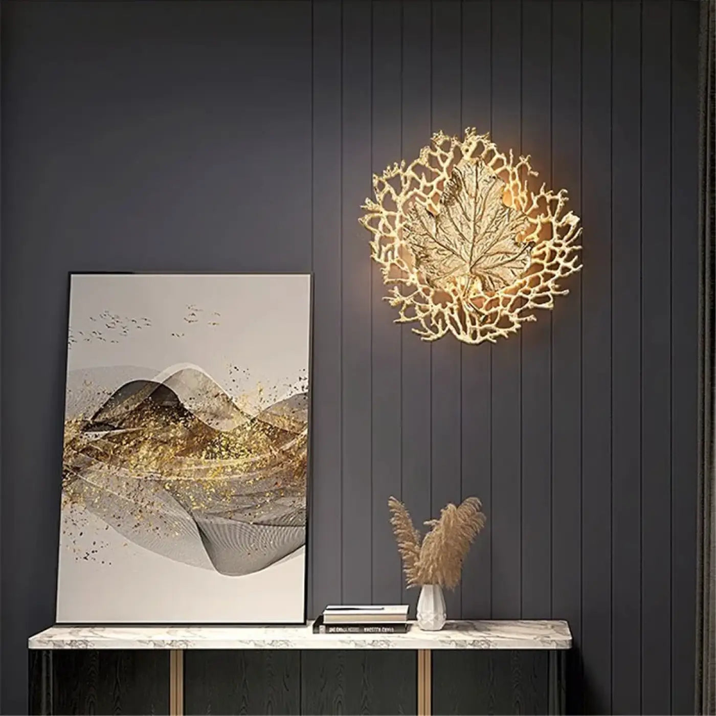 Applique murale Art Déco dorée en métal forme feuille — vue 4