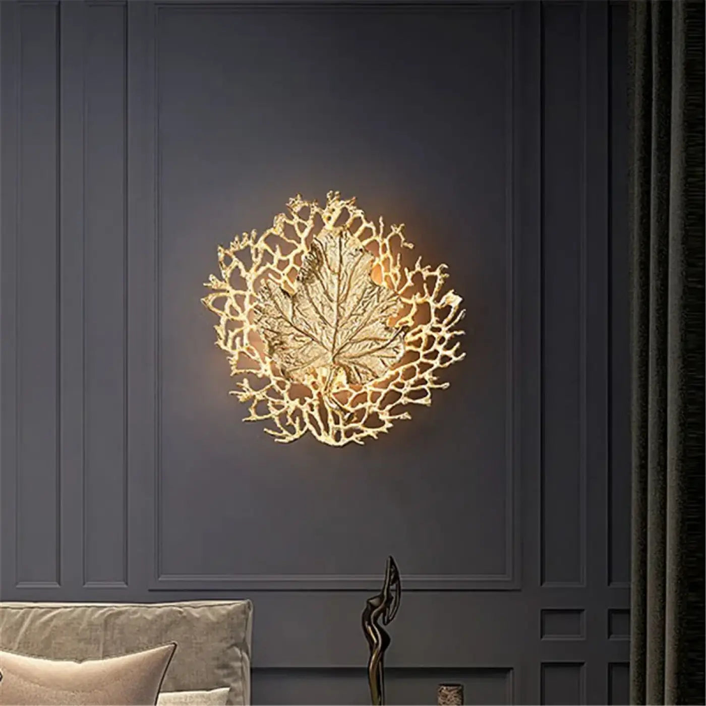 Applique murale Art Déco dorée en métal forme feuille — vue 5