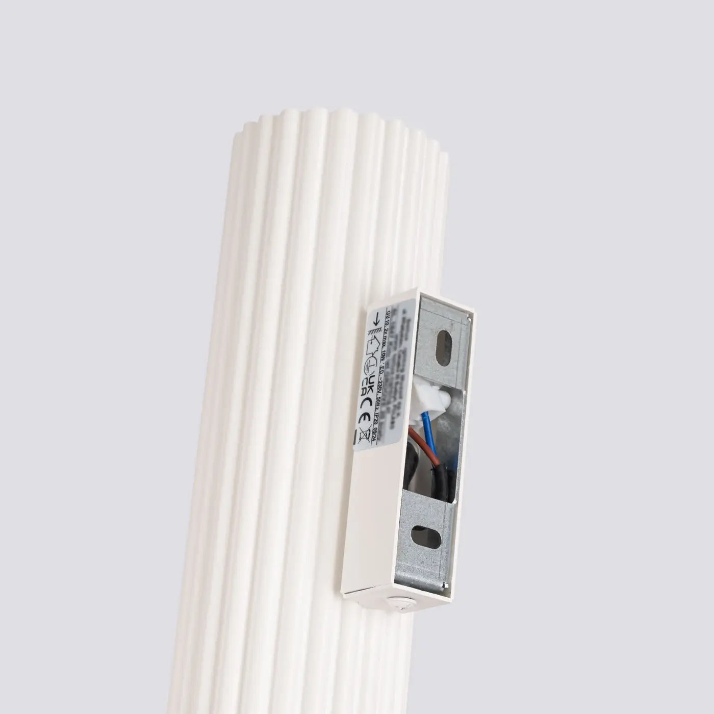 Applique murale beige cannelée LED double faisceau — vue 5