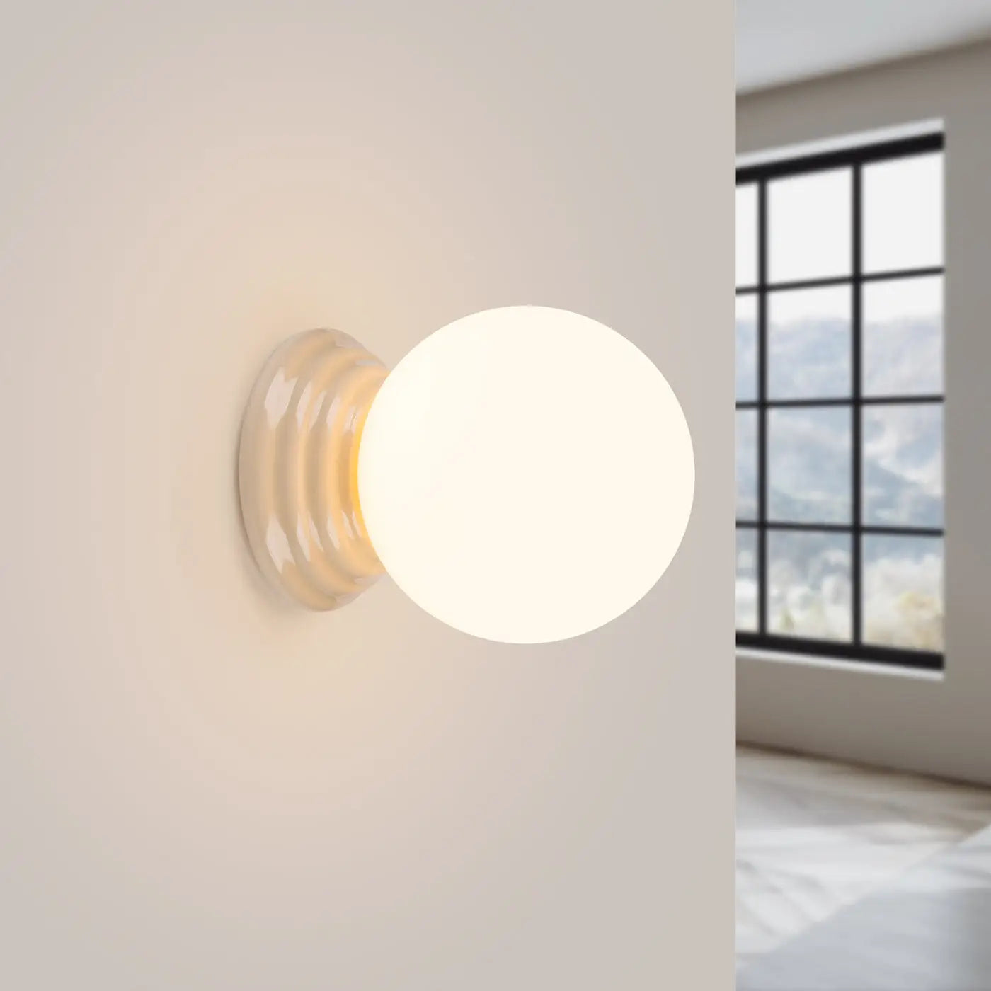 Applique murale boule en céramique beige minimaliste — vue 1