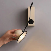 Applique murale compacte en métal vert rouge ou beige — vue 3