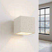 Applique murale cube en béton beige minimaliste — vue 1