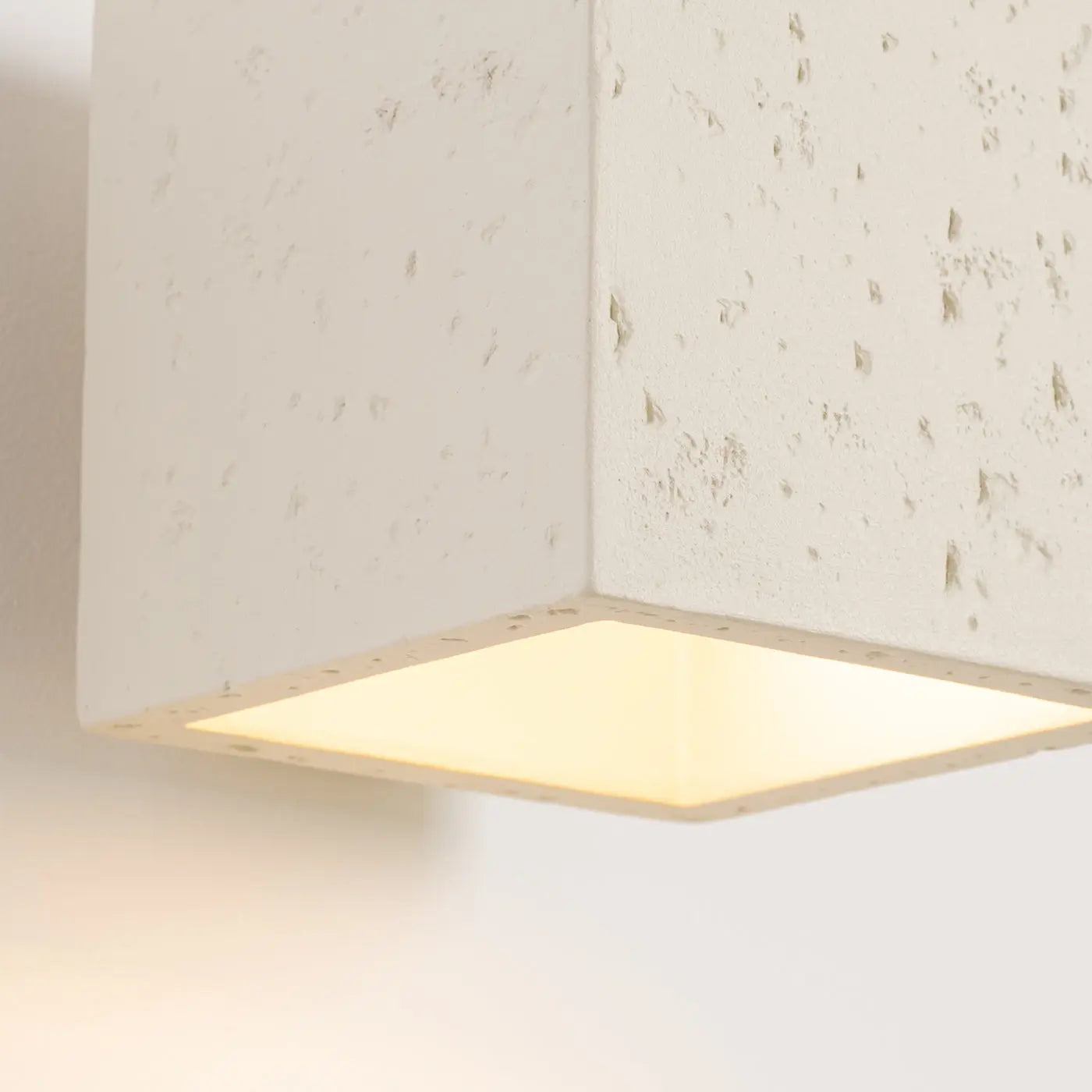 Applique murale cube en béton beige minimaliste — vue 3