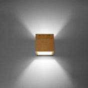 Applique murale cube en bois naturel style scandinave — vue 1