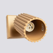 Applique murale cylindrique striée dorée en aluminium GU10 — vue 6