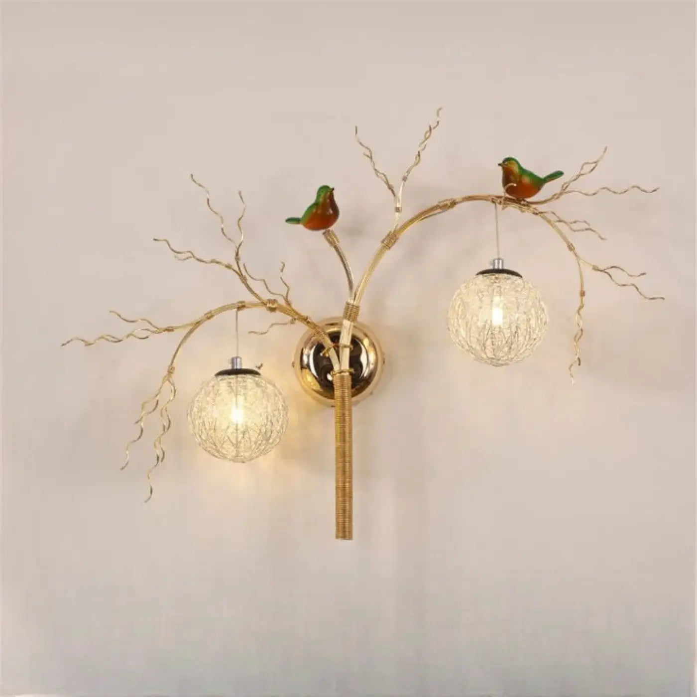 Applique murale dorée à 3 lumières style Art Déco — vue 1