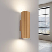Applique murale dorée cannelée LED minimaliste — vue 1