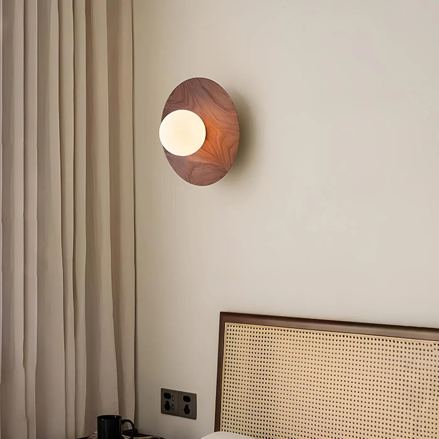 Applique murale effet bois en aluminium style scandinave — vue 1