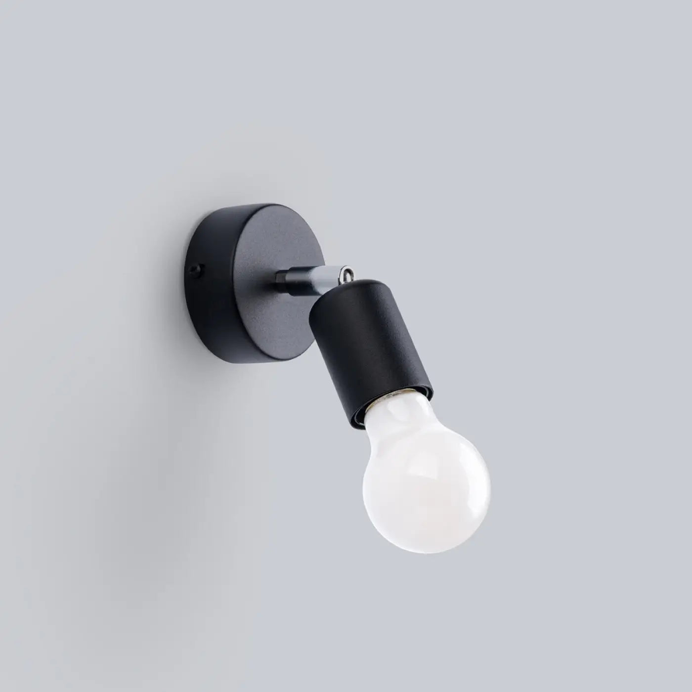 Applique murale en acier noir et verre culot E27 — vue 3