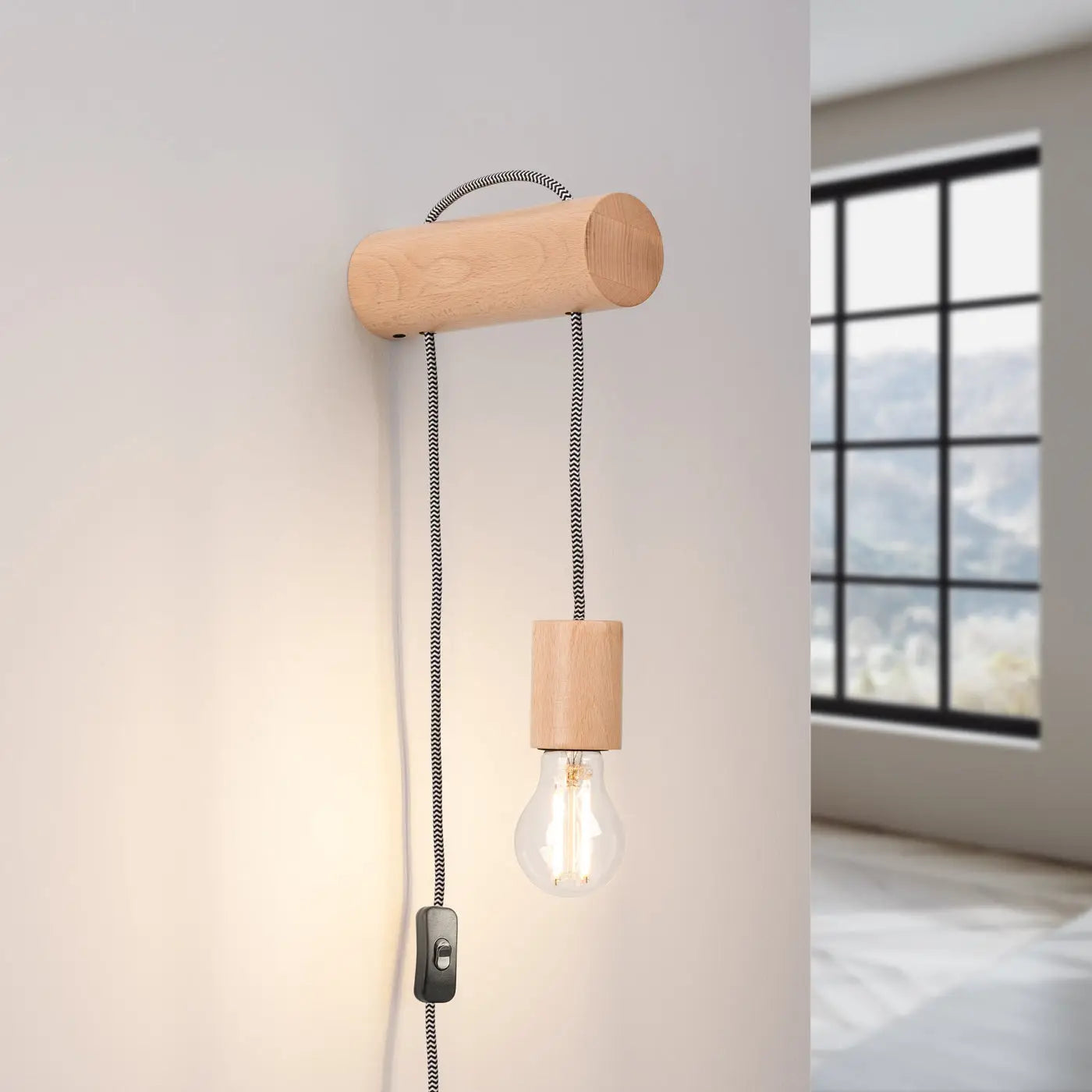 Applique murale en bois naturel et verre style scandinave — vue 1