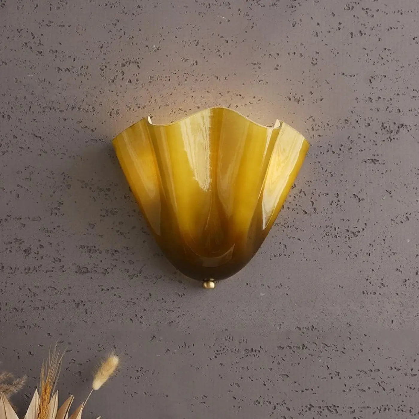 Applique murale en forme de coquille acrylique et métal — vue 3