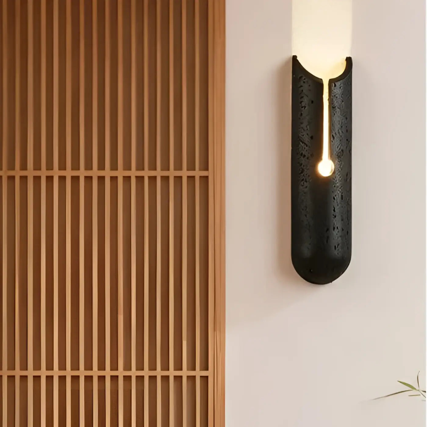 Applique murale en pierre noire sculptée minimaliste — vue 2