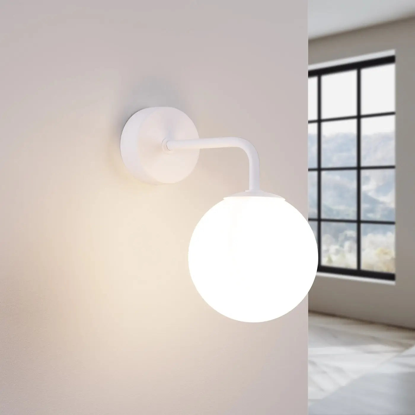 Applique murale globe en verre blanc acier minimaliste — vue 1