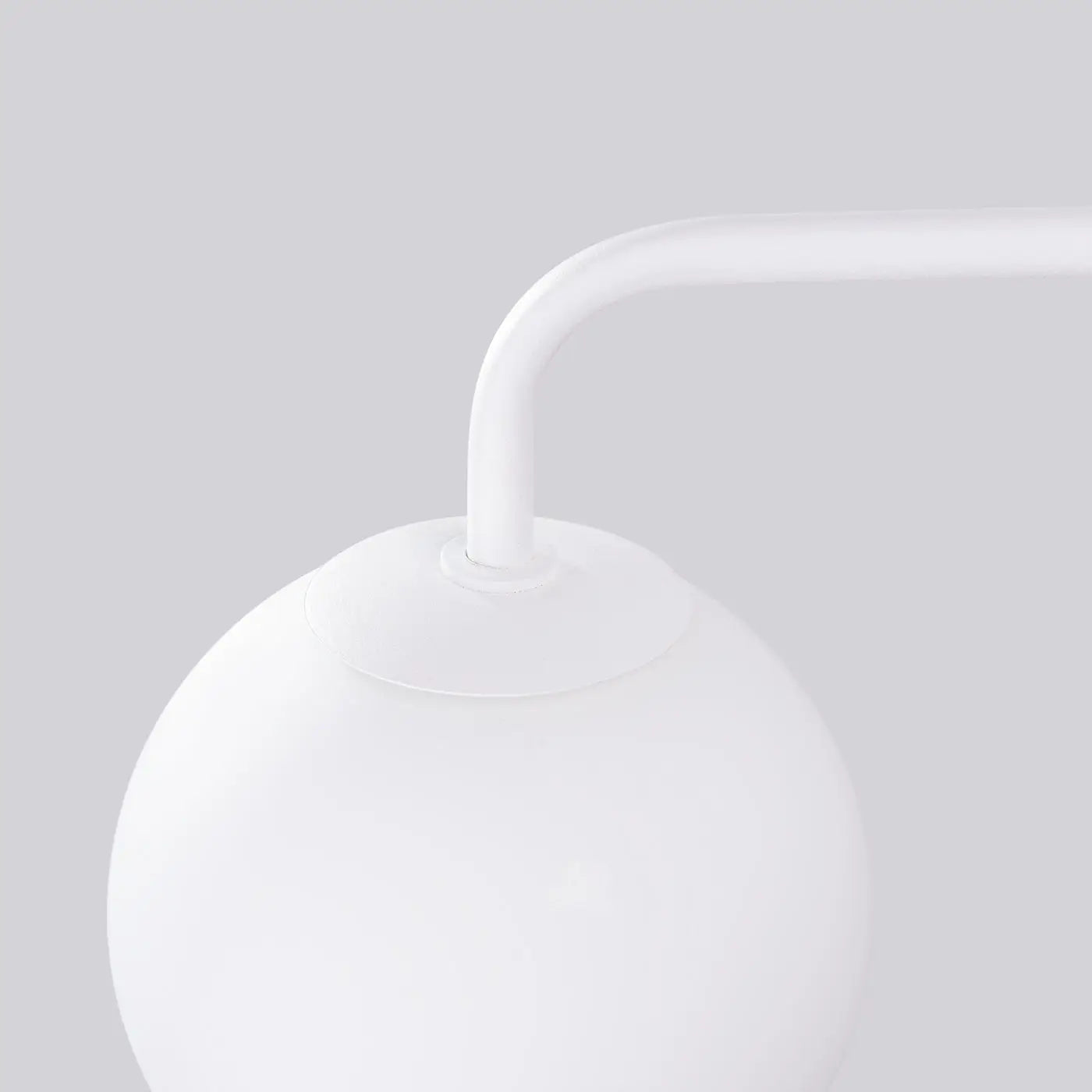 Applique murale globe en verre blanc acier minimaliste — vue 4