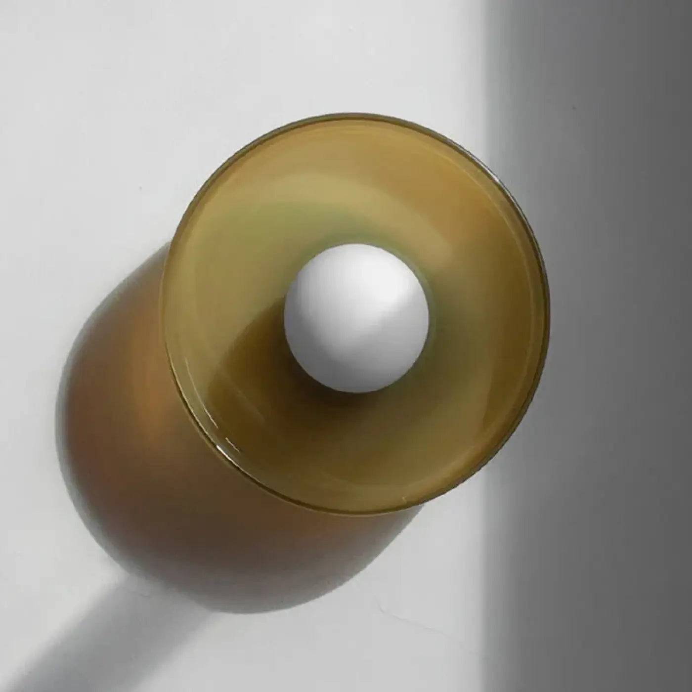 Applique murale globe en verre blanc style scandinave — vue 2