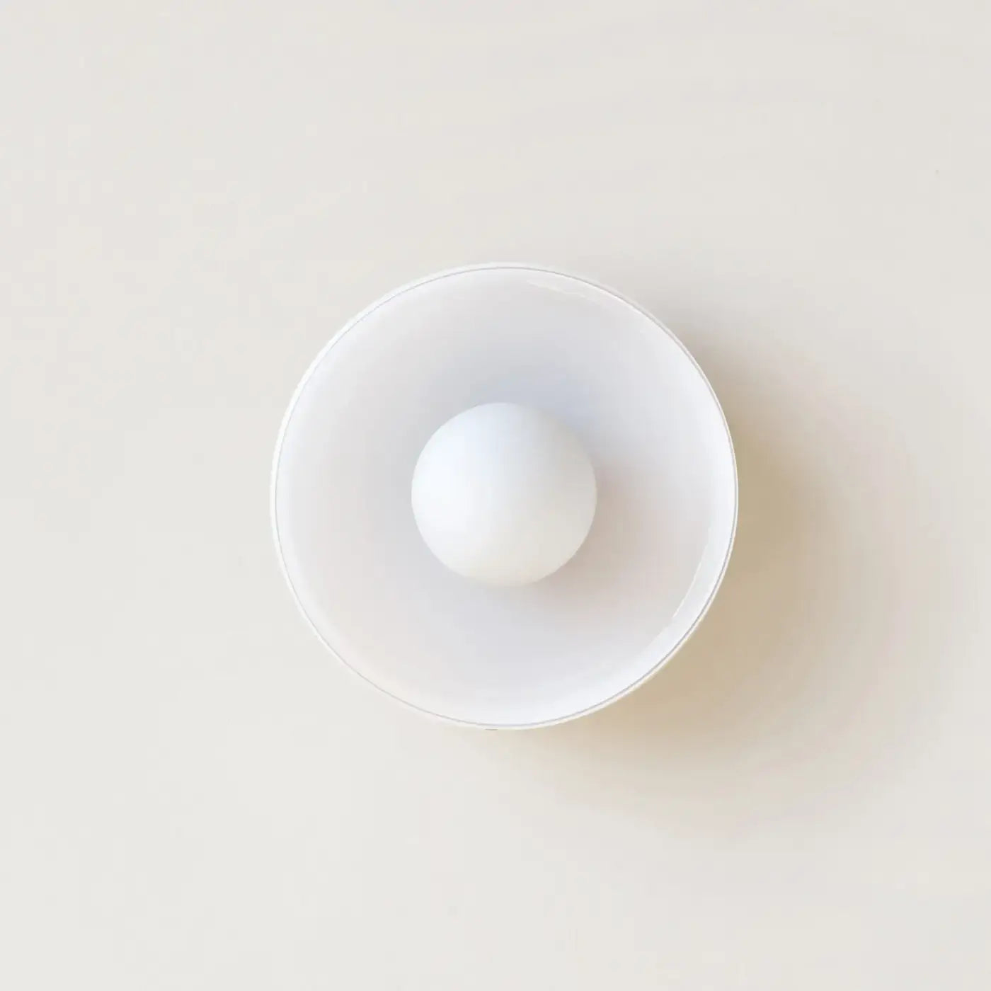 Applique murale globe en verre blanc style scandinave — vue 3