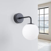 Applique murale globe en verre opale noir moderne — vue 2