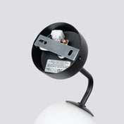 Applique murale globe en verre opale noir moderne — vue 3