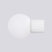 Applique murale globe opalin blanc aluminium et acrylique — vue 7