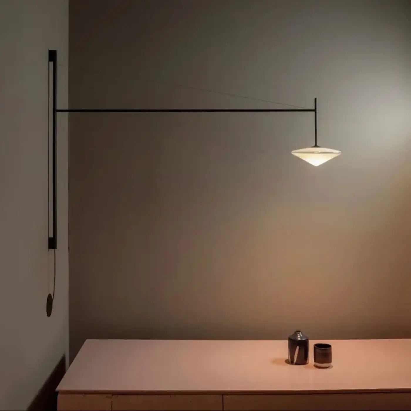 Applique murale horizontale noire en métal et verre — vue 2