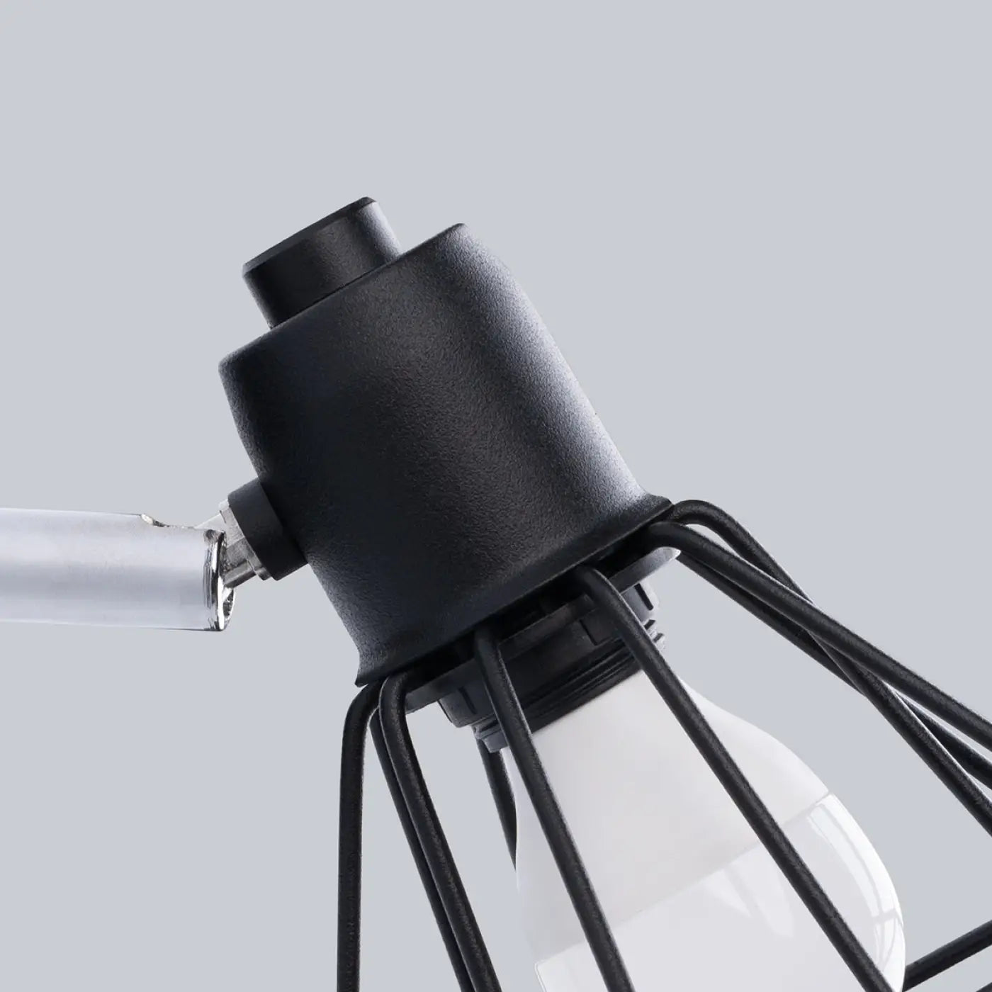 Applique murale LED acier noir cage ajourée E14 — vue 3