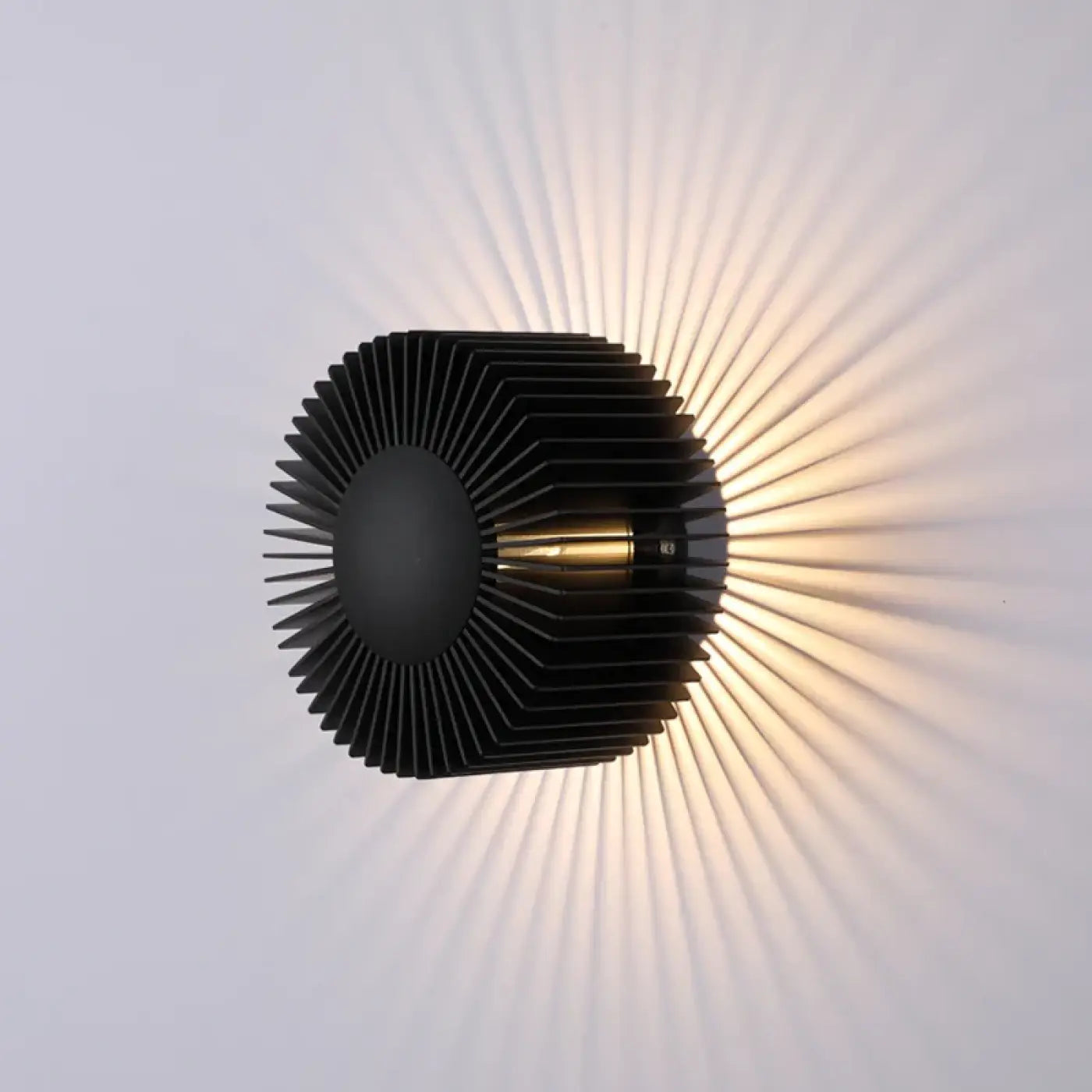 Applique murale LED aluminium noir doré à halo lumineux — vue 2