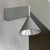 Applique murale LED aluminium noir doré cône Art Déco — vue 11