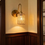 Applique murale LED beige et ambrée en verre élancée — vue 1