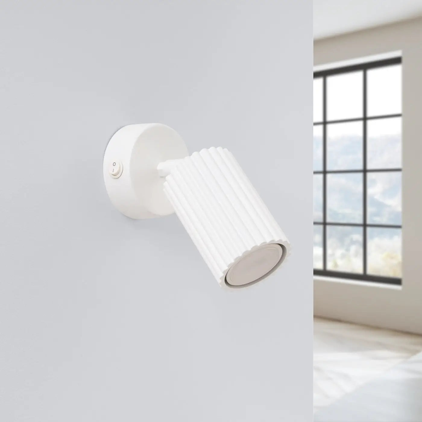 Applique murale LED blanche avec interrupteur en aluminium — vue 2