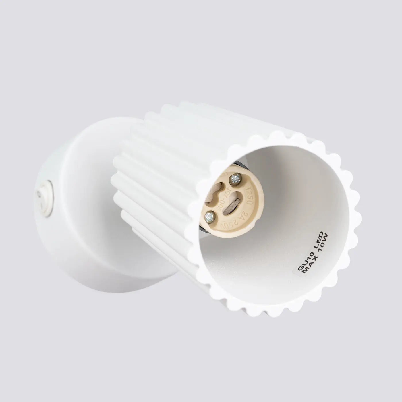 Applique murale LED blanche avec interrupteur en aluminium — vue 4