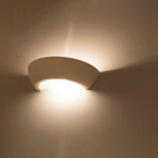 Applique murale LED blanche courbée en céramique et verre — vue 1