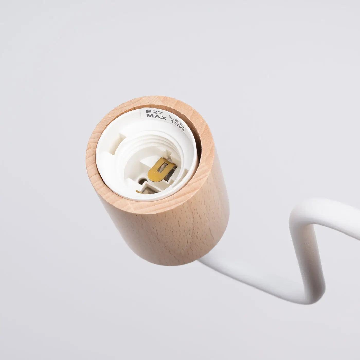 Applique murale LED blanche en acier et bois naturel — vue 6