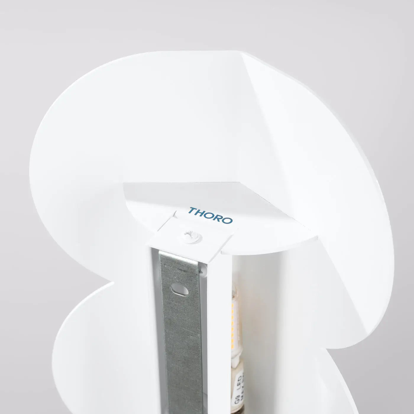 Applique murale LED blanche en résine forme biscuit — vue 3