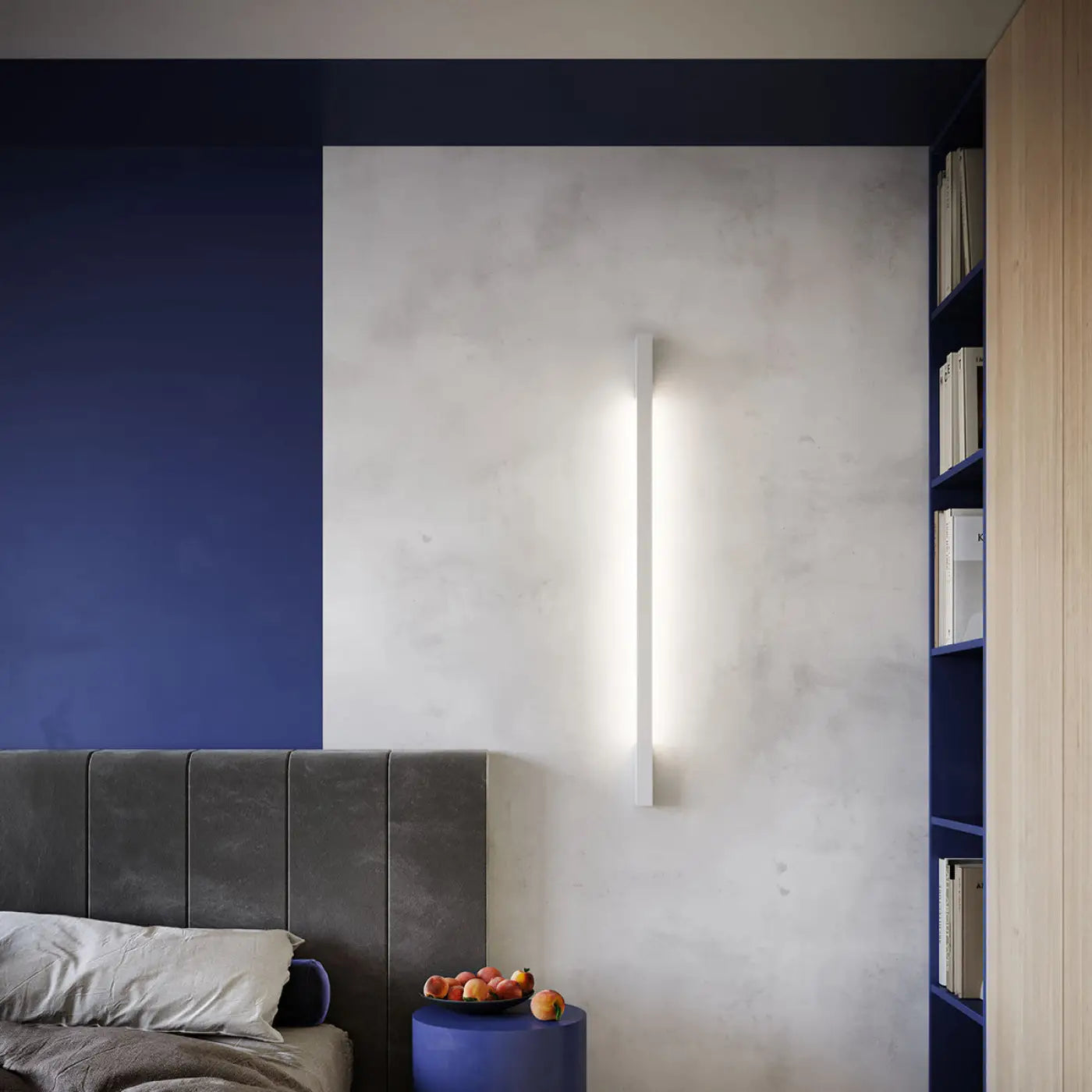 Applique murale LED blanche verticale en aluminium — vue 1