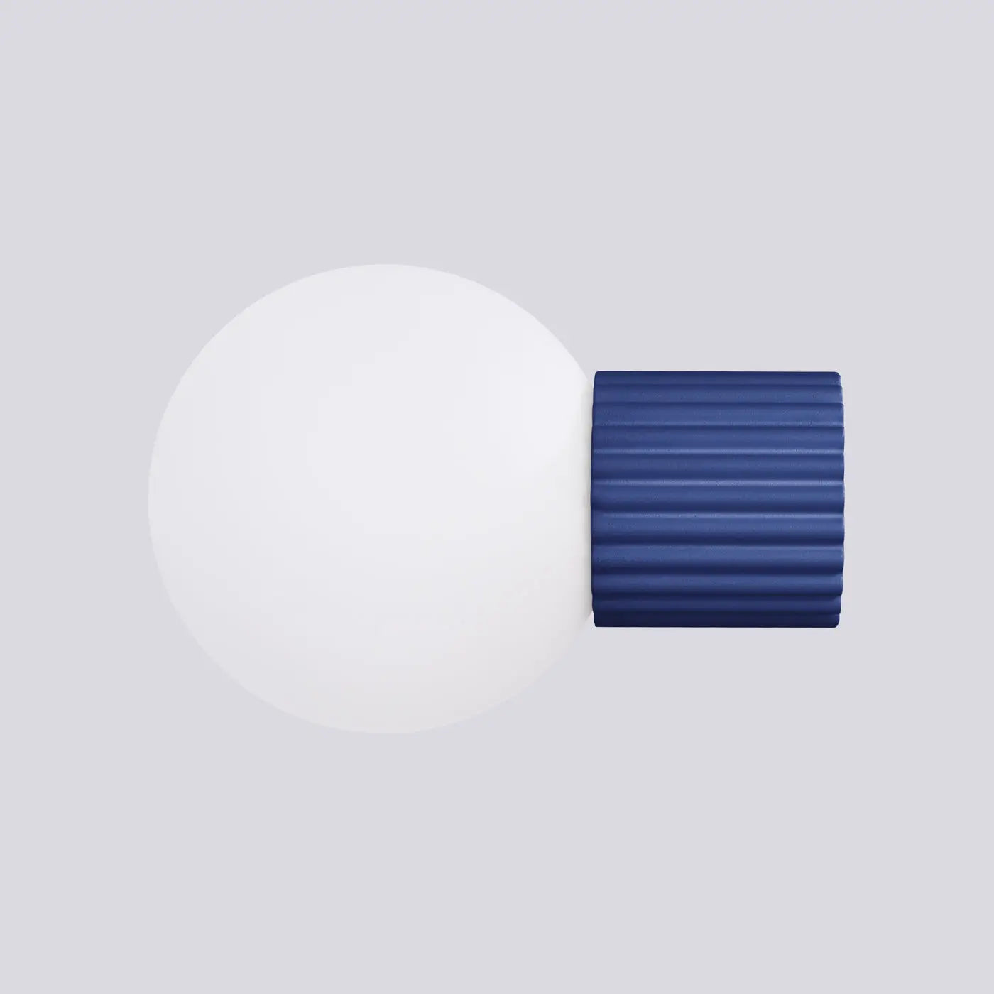Applique murale LED bleu ultramarine globe opalin — vue 7